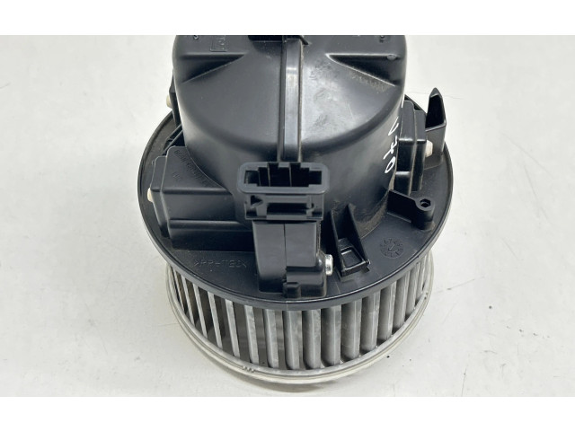 Вентилятор печки    6G9N18D413AA   Volvo V70