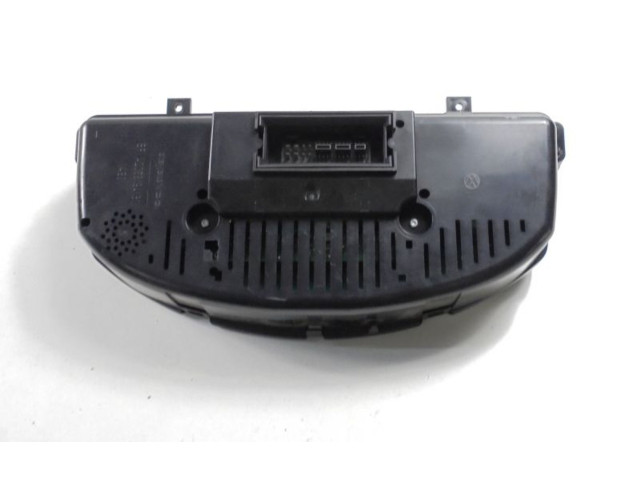 Панель приборов    Volkswagen PASSAT B6       