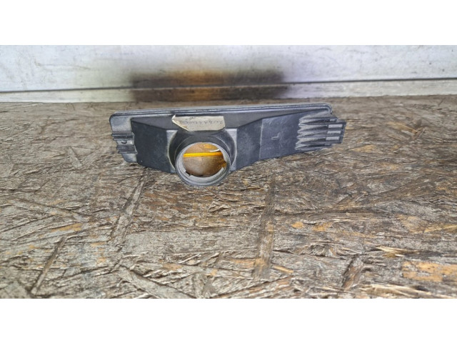 Указатель поворота переднего бампера