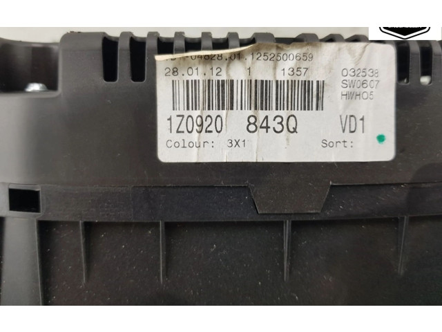 Спидометр (приборный щиток) 1Z0920843Q, 1Z0920843Q Skoda Octavia Mk4