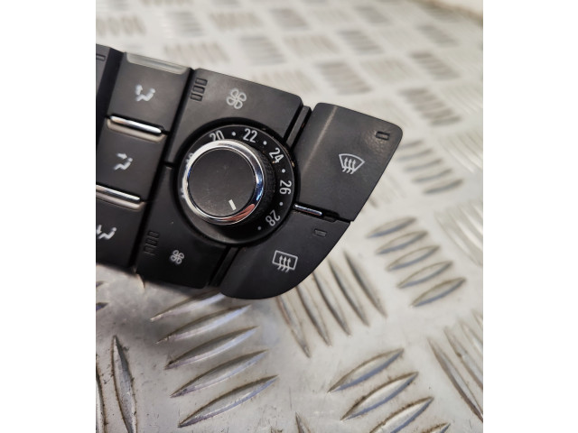 Блок управления климат-контролем 13343707   Opel Meriva B