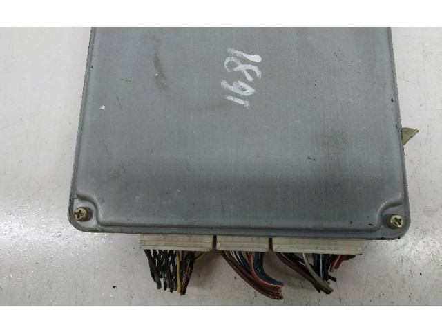 Řídící jednotka 8966105450 Toyota Avensis T220 2001