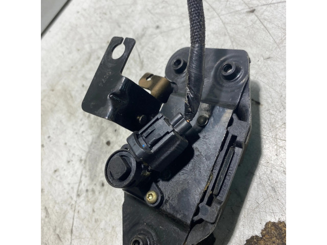 Замок багажника     Jeep Cherokee 