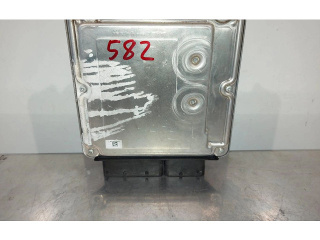 Блок управления двигателем Блок управления 04L907309D Skoda Octavia Mk3 (5E)