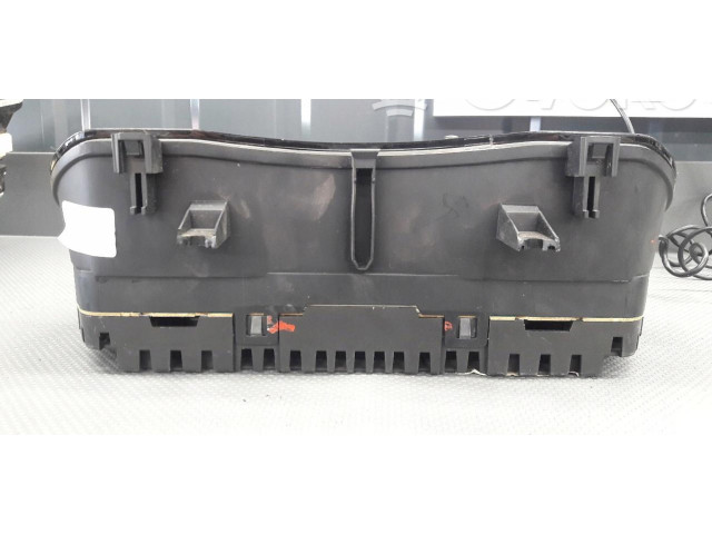 Панель приборов 6Q0920820E   Volkswagen Phaeton       