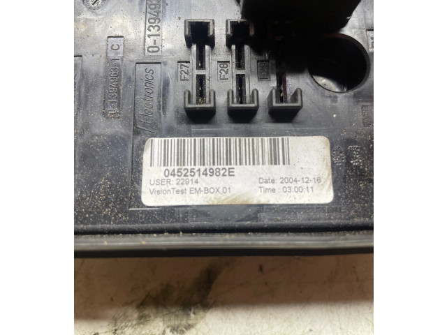 Блок предохранителей 0452514982E, 20041216 Skoda Octavia Mk2 (1Z)