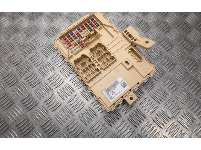 Блок предохранителей  91953J7740, G8632   KIA Xceed    