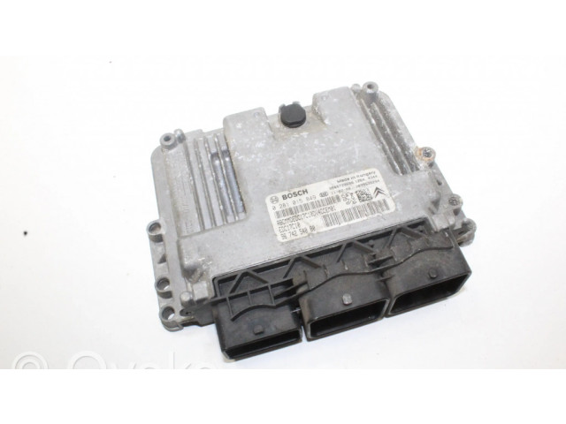 Řídící jednotka 0281015849, 9674254080 Citroen C3 Picasso 2010