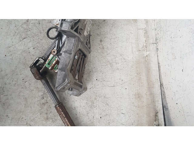 Крестовидная связь оси рулевого колеса