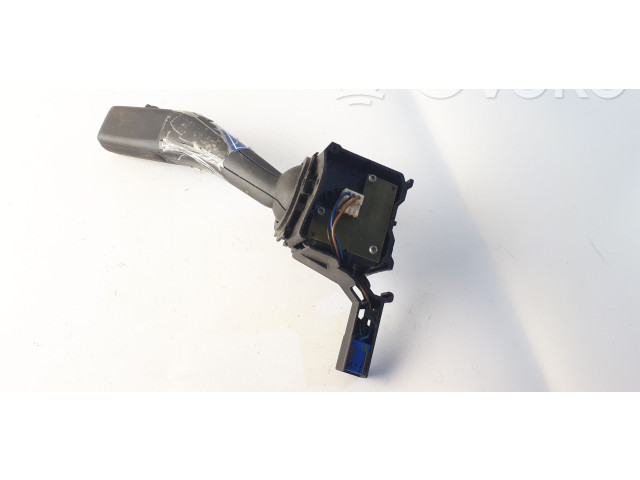 Ручка стеклоочистителей 1K0953519B, 01203505 Volkswagen Caddy