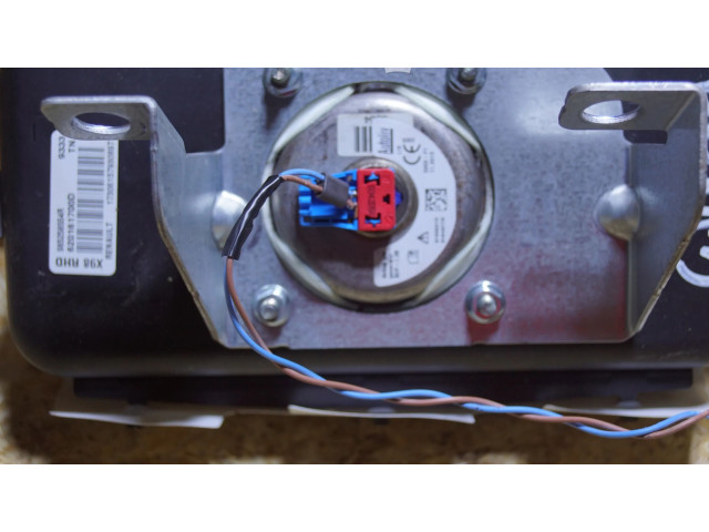 Подушка безопасности пассажира 985258554R   Renault Clio IV