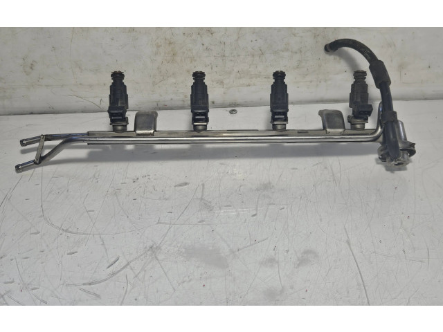 Комплект форсунок 06A133681B Skoda Octavia Mk2 (1Z)