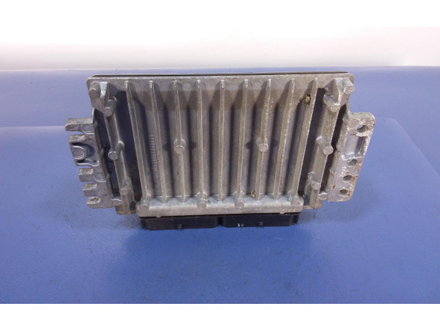 Блок управления двигателем ECU