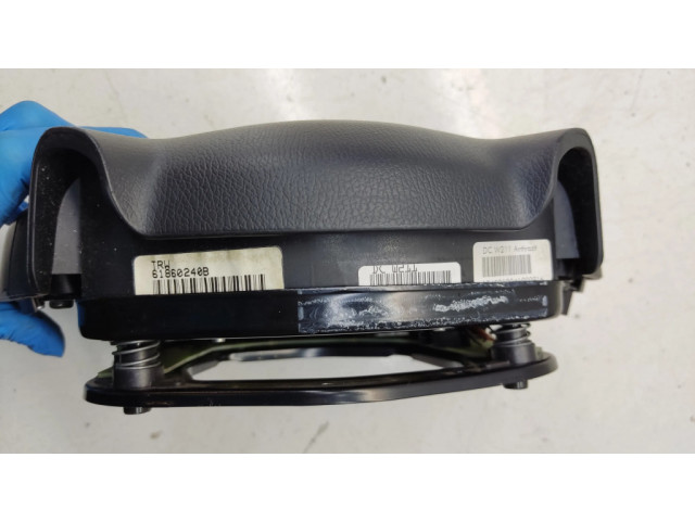 Подушка безопасности водителя 61860240B   Mercedes-Benz E W211