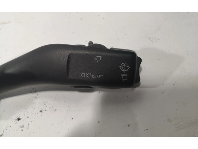 Блок управления двигателя 1K0953519A   Skoda Octavia Mk2 (1Z)