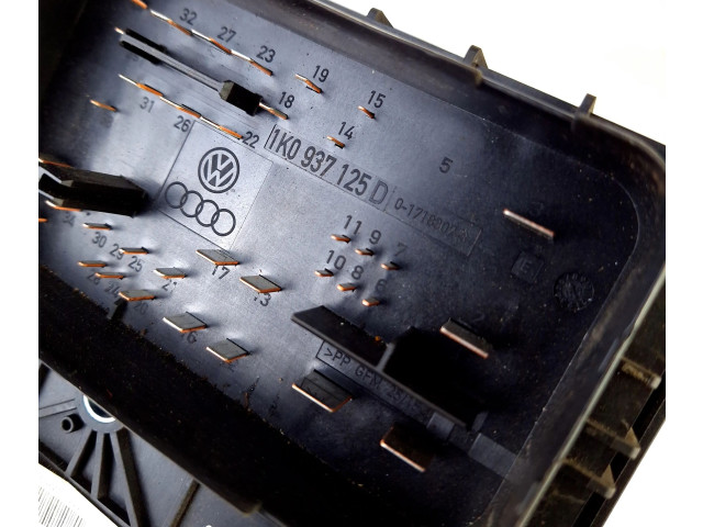   Pojistková skříňka 1K0937820D, 1K0937820D   Volkswagen Tiguan 2010