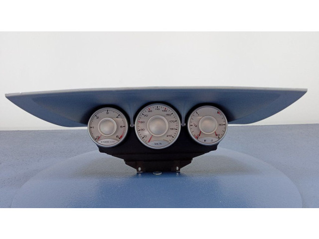 Přístrojová deska Audi A6 S6 C8 4K 2005 1400613880