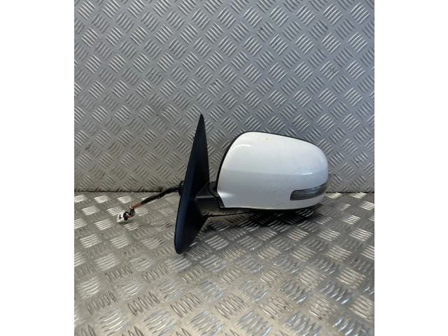 Зеркало электрическое Mitsubishi Outlander 2013 - 2021 года