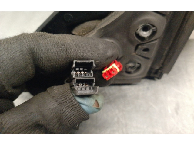 Зеркало (управляемое электричеством)