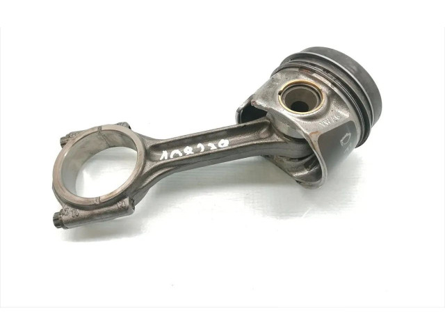 Поршень с шатуном DFSD Volkswagen Caddy