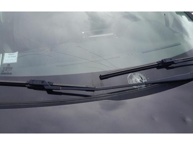 Радио/ проигрыватель CD/DVD / навигация    Peugeot 208    