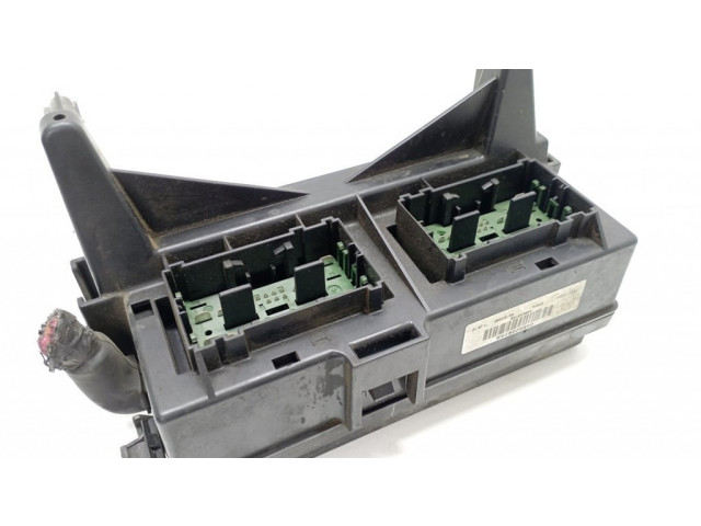 Блок предохранителей 04692087AB, 0001106200 Jeep Grand Cherokee (WK)