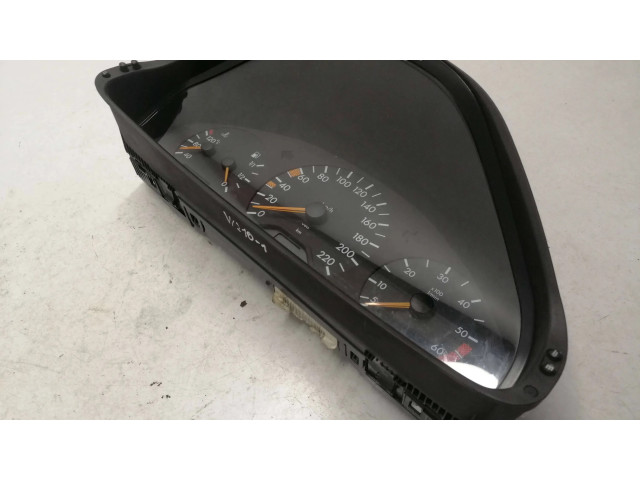 Панель приборов 2105400247, 88311247   Mercedes-Benz E W210       