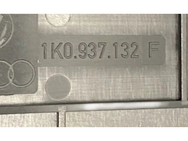   Pojistková skříňka 3C0937125A, 1K0937132F   Volkswagen Tiguan 2014