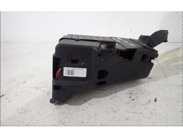 Блок предохранителей 31337185   Volvo V70    