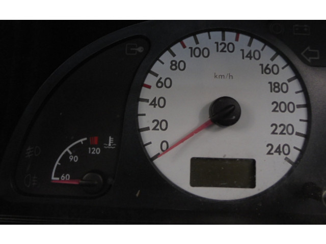 Панель приборов P9639708980B, P9639708980B Citroen Xsara Picasso