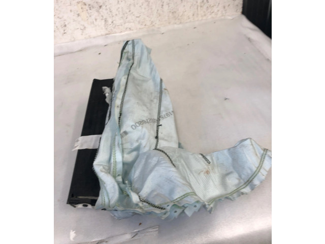 Подушка безопасности для колен 655880841d   Skoda Kamiq