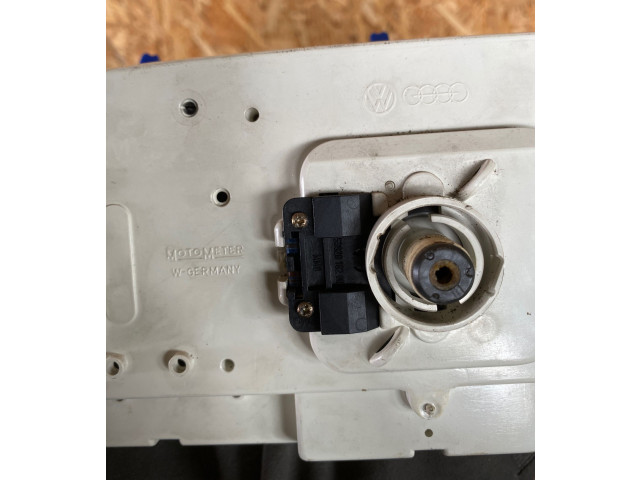 Панель приборов 5220029100   Volkswagen Corrado       