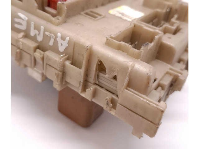 Блок предохранителей 252309F920, 252309F920 Nissan Almera