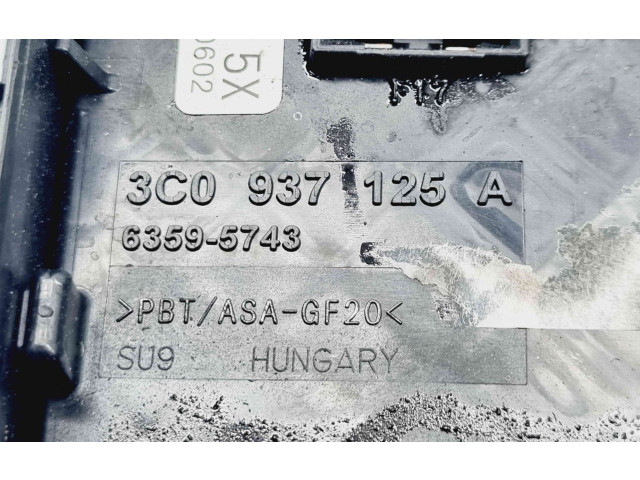 Блок предохранителей 3C0937125A Audi Q3 8U