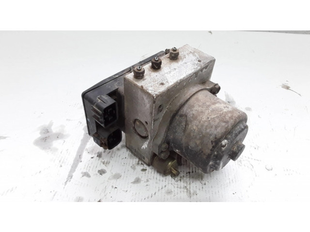 Блок АБС 4451060020, 221701242323 Toyota Land Cruiser (HDJ90) 1996-2002 года