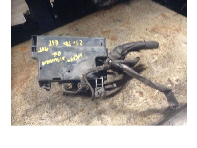 Pojistková skříňka Nissan Navara D22 2001