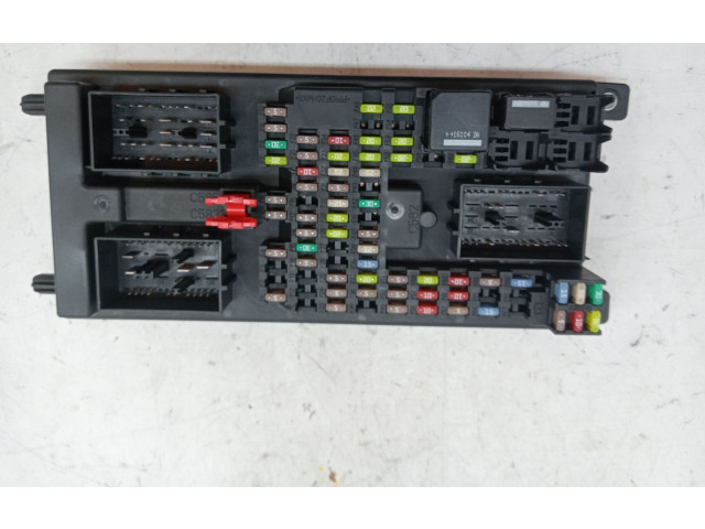 Блок предохранителей C2D40479, FW9314F041AE Jaguar XJ X308