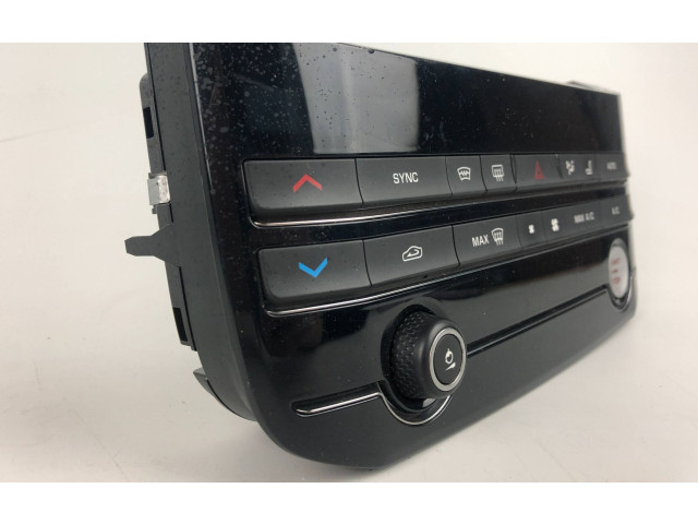 Блок управления климат-контролем GX6318C858HD Jaguar XE