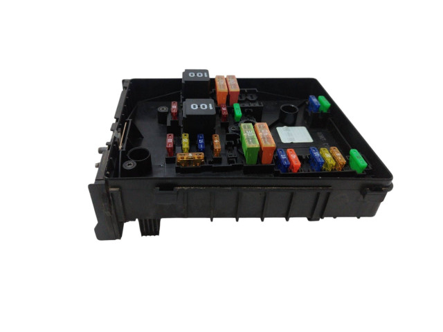Блок предохранителей 1K0937118, 1K0937125D Skoda Yeti (5L)