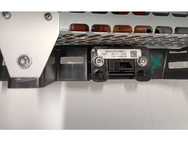 Дисплей    100477716G, T14A0033188   Tesla Model S