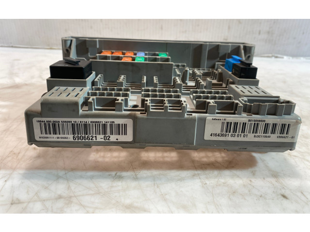 Pojistková skříňka 10688710, 690662102 Audi A4 S4 B8 8K 2009