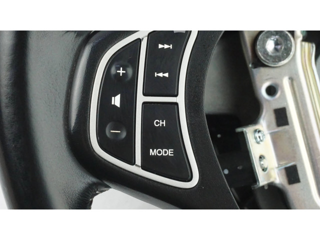 Руль KIA Ceed  2006 - 2012 года 561101H150AAU      