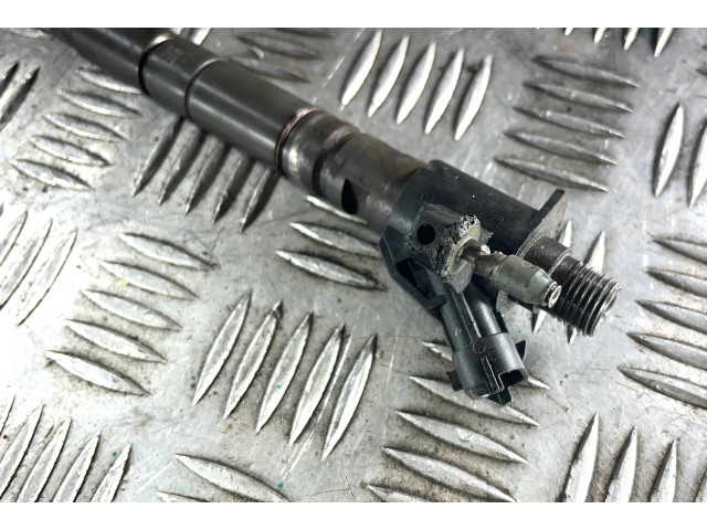 Форсунка 0445116046, 31303238    Volvo V70   