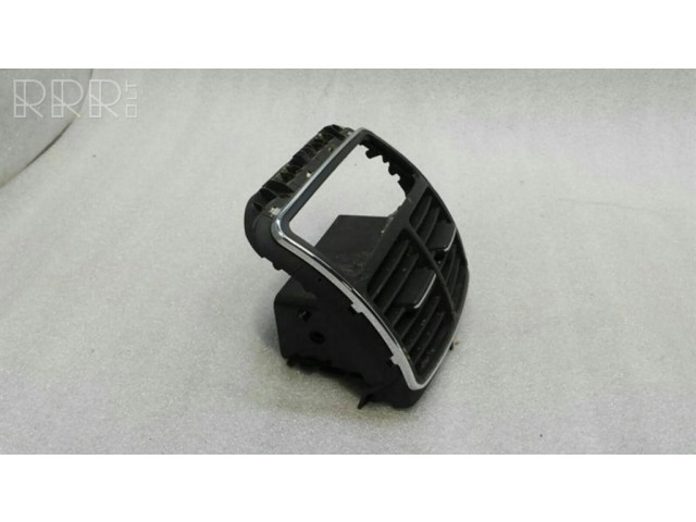 Задняя воздушная решётка