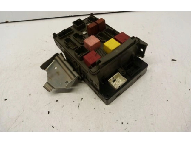 Pojistková skříňka 8200315962 Renault Espace IV 2002