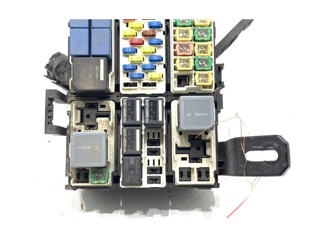 Блок предохранителей FN1T-14K012-GA Ford Ecosport