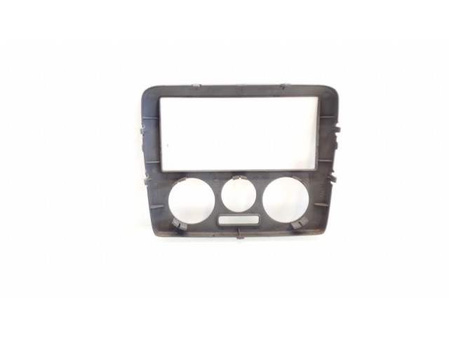 Другая деталь салона