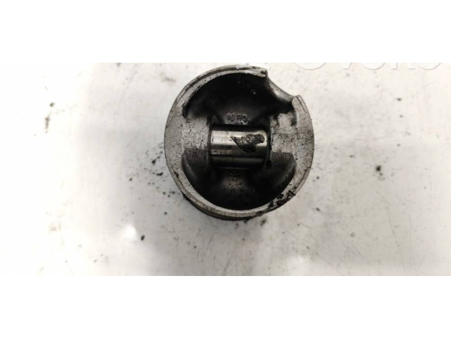 Píst Volkswagen Caddy