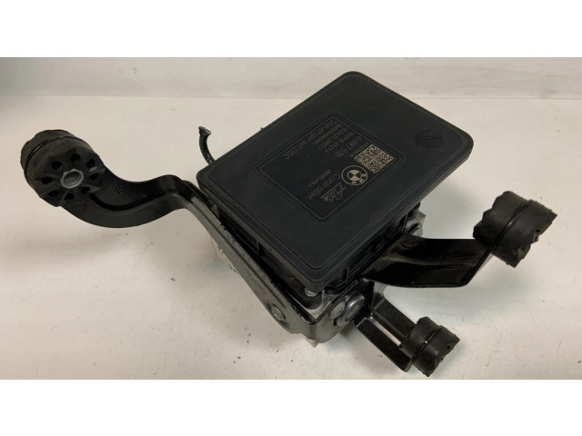Блок АБС 6887510, 3451688750901 BMW 1 F20 F21 2011-2019 года