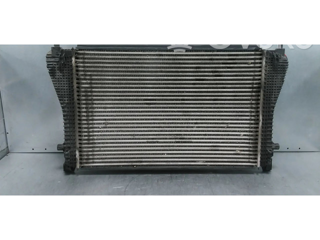 Интеркулер 5Q0145803S, 5Q0145803AA Volkswagen Golf VII